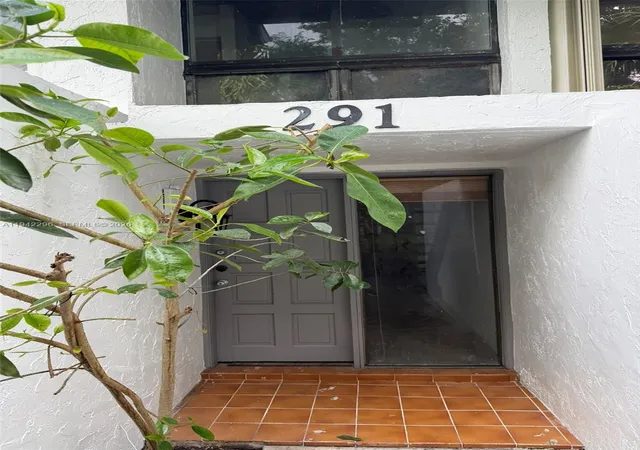 1st image of 19216 Ne 25th Ave #291C, Miami, FL 33180 | MLS# A11942296