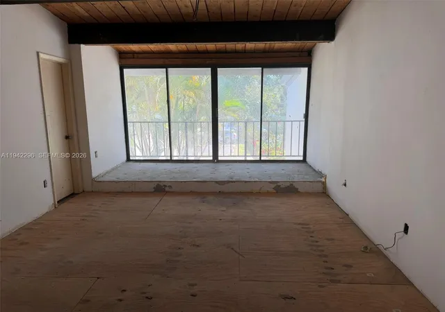 2nd image of 19216 Ne 25Th Ave, Miami, FL 33180