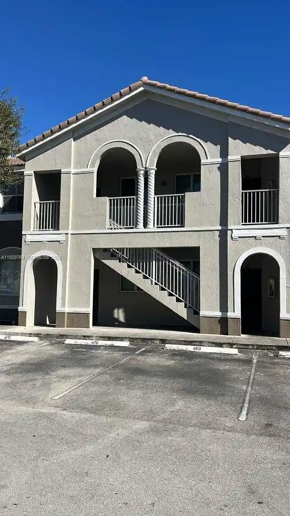 Condo for sale at 2811 SE 17th Avenue #210, Homestead, FL 33035 | MLS# A11929764