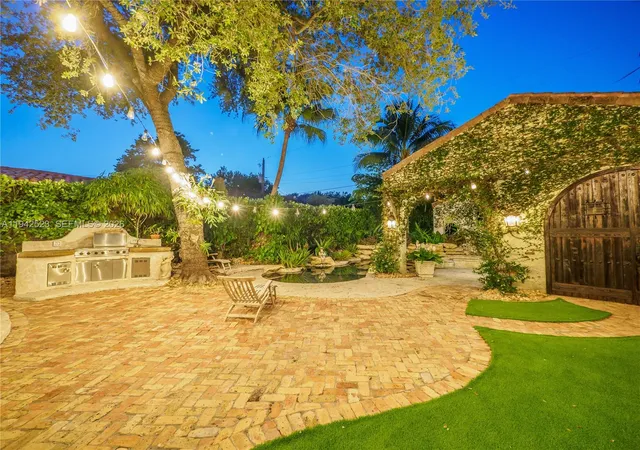 3rd image of 1229 Sorolla Ave, Coral Gables, FL 33134 | MLS# A11942523