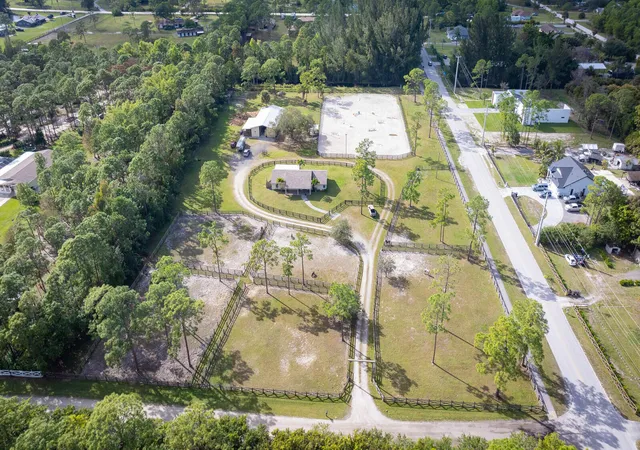 1st image of 18080 W Sycamore Dr, Loxahatchee, FL 33470 | MLS# R11153092