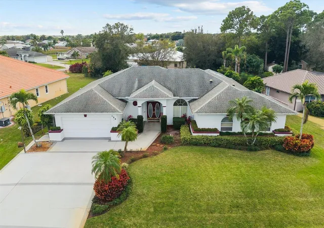 Photo 2 of Single family home for sale at 156 Sw Saratoga Ave, Port Saint Lucie, FL 34953 | MLS# R11153160 | Listing updated on 2026-09-23