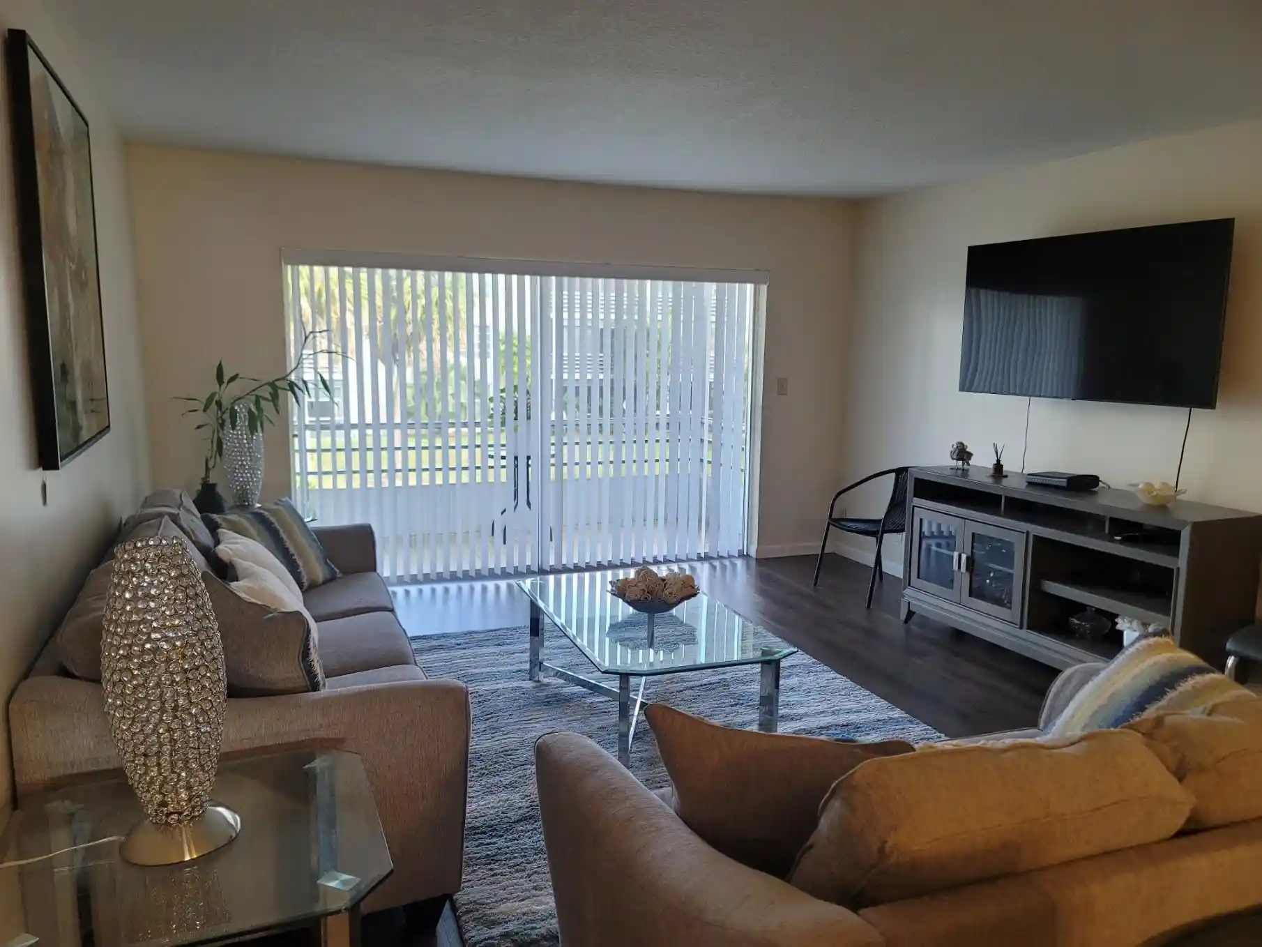 Condo for sale at 3774 Inverrary Blvd #P202, Lauderhill, FL 33319 | MLS# F10544455 | Listing updated on 2026-10-28