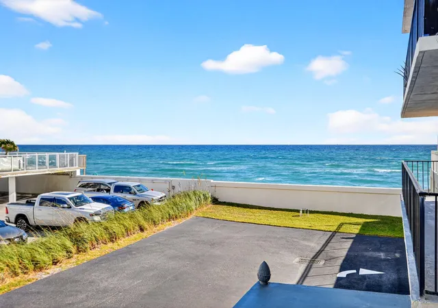 Photo 2 of Condo for sale at 3456 S Ocean Blvd #1040, Palm Beach, FL 33480 | MLS# R11153221 | Listing updated on 2026-10-06