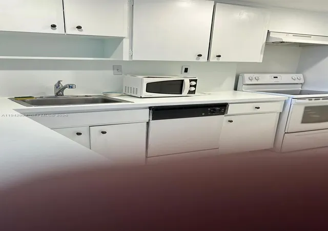 5th image of 1150 Ne 191St St #45, Miami, FL 33179 | MLS# A11942982
