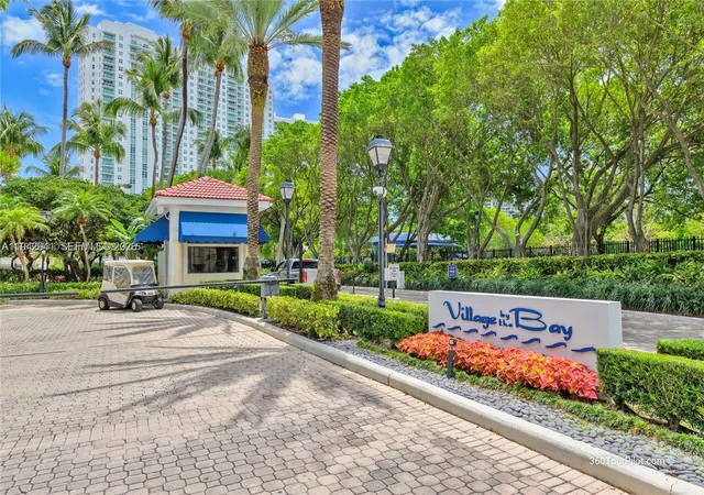 2nd image of 3215 Ne 184th St #14301, North Miami Beach, FL 33160 | MLS# A11942941