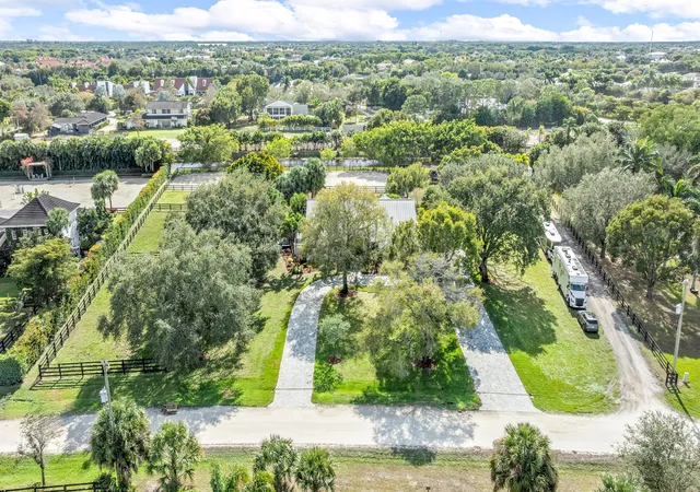 Photo 3 of Single family home for sale at 14564 Rolling Rock Pl, Wellington, FL 33414 | MLS# R11153440 | Listing updated on 2026-09-23