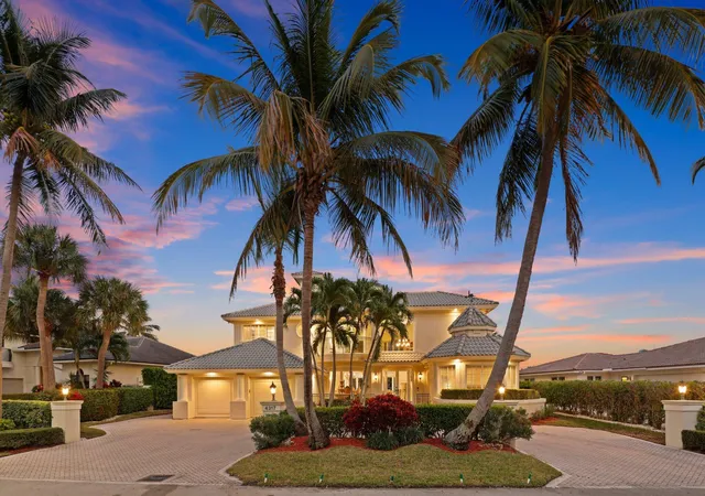 Photo 3 of Mansion for sale at 4317 Intracoastal Dr, Highland Beach, FL 33487 | MLS# R11153580 | Listing updated on 2026-09-23