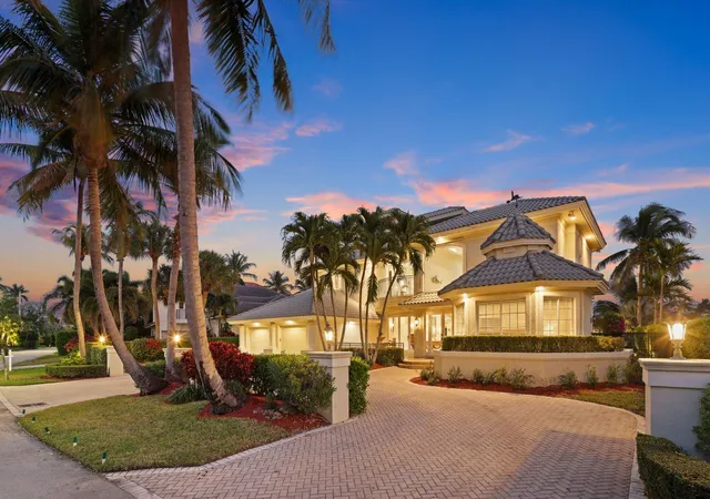 Photo 3 of Single family home for sale at 4317 Intracoastal Dr, Highland Beach, FL 33487 | MLS# R11153580 | Listing updated on 2026-09-23