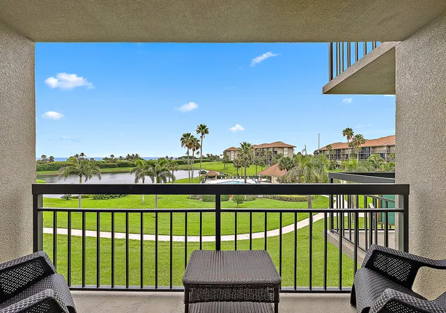 5th image of 301 S Seas Dr, Jupiter, FL 33477