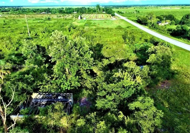 1st image of 1370 State Rd, Lake Placid, FL 33852 | MLS# A11943722