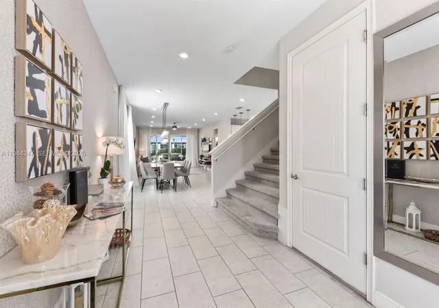 3rd image of 353 Southfield St, Kissimmee, FL 34747 | MLS# A11944347