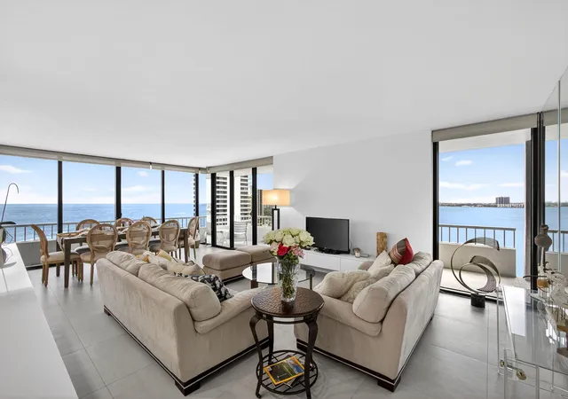 2nd image of 5540 N Ocean Dr #14b, Singer Island, FL 33404 | MLS# R11153970