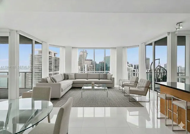 3rd image of 253 Ne 2Nd St #4608, Miami, FL 33132 | MLS# A11944165