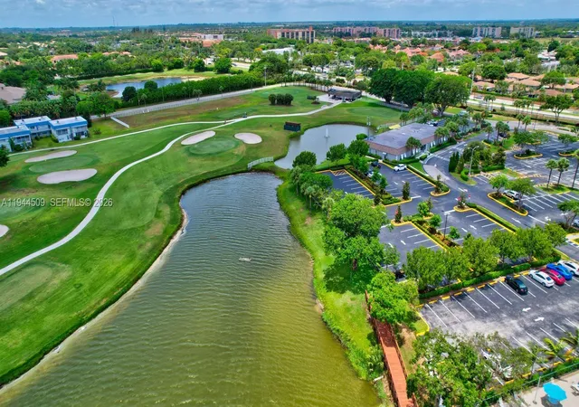 Homes for sale in Delray Beach, FL | 566 Saxony L 566, Delray Beach, FL 33446 | Houzeo