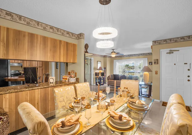 Photo 3 of Condo for sale at 1012 Green Pine Blvd #H2, West Palm Beach, FL 33409 | MLS# R11153911 | Listing updated on 2026-09-23