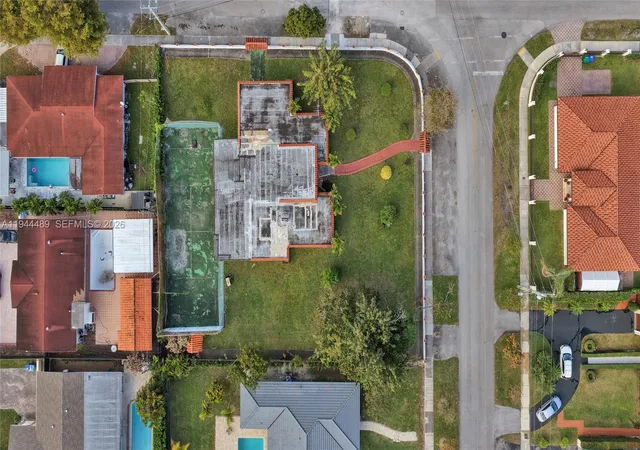 3rd image of 500 Sw 39Th Ct, Coral Gables, FL 33134 | MLS# A11944489