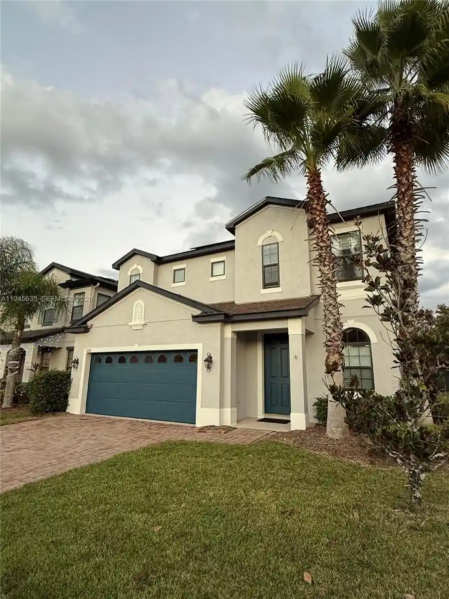 Photo 1 of Single family home for sale at 11016 Tahiti Isle Ln, Tampa, FL 33647 | MLS# A11945635 | Listing updated on 2026-10-08