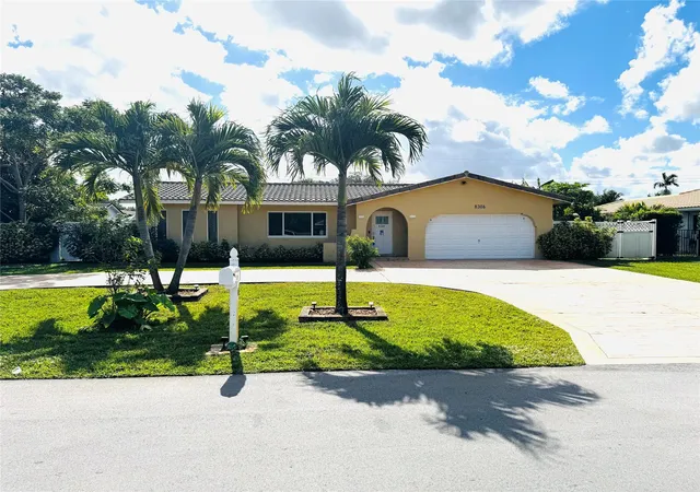 Photo 2 of Single family home for sale at 8306 Nw 36th Street, Coral Springs, FL 33065 | MLS# F10545290 | Listing updated on 2026-10-07