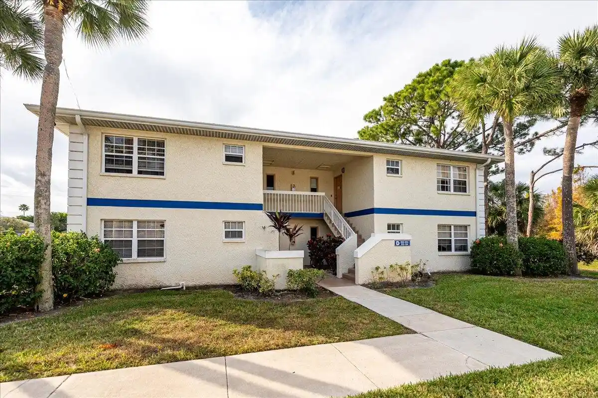 Photo 1 of Condo for sale at 1506 Se Royal Green Cir #204, Port Saint Lucie, FL 34952 | MLS# R11154147 | Listing updated on 2026-10-23