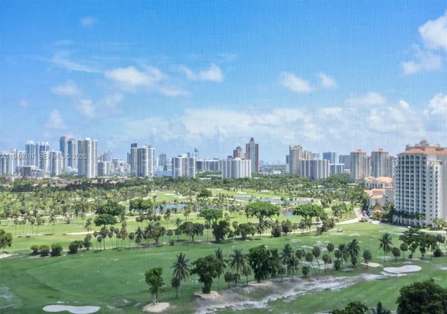 4th image of 20379 W Country Club Dr #1933, Aventura, FL 33180 | MLS# A11946087