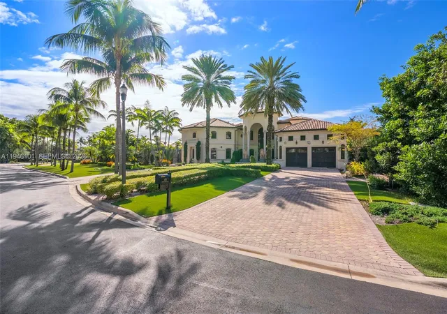 4th image of 680 Golden Beach Dr, Golden Beach, FL 33160 | MLS# A11946101