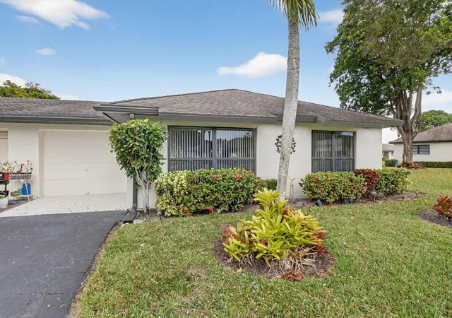 Homes for sale in Boynton Beach, FL | 4972 Dovewood Rd #B, Boynton Beach, FL 33436 | MLS# R11154644