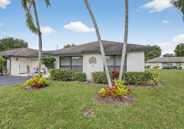 Homes for sale in Boynton Beach, FL | 4972 Dovewood Rd #B, Boynton Beach, FL 33436 | MLS# R11154644