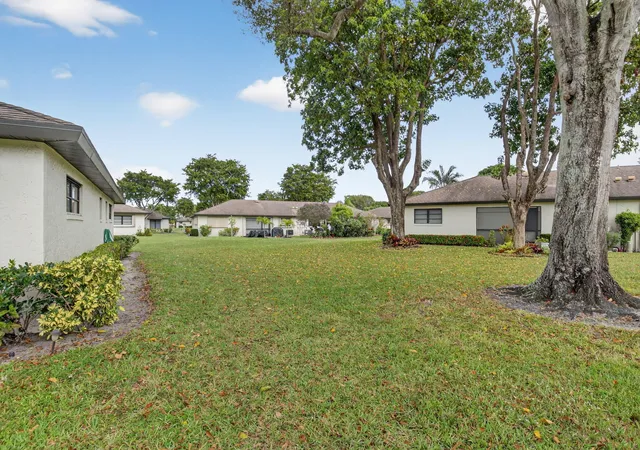 Homes for sale in Boynton Beach, FL | 4972 Dovewood Rd #B, Boynton Beach, FL 33436 | MLS# R11154644