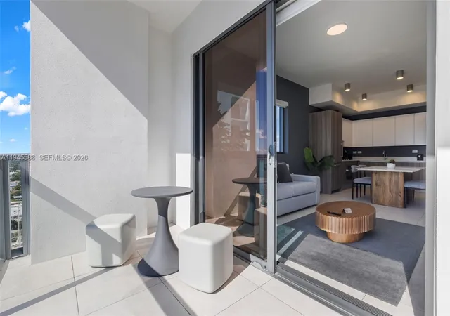 Homes for sale in Miami, FL | 239 Sw 9th St #2102, Miami, FL 33130 | MLS# A11945588