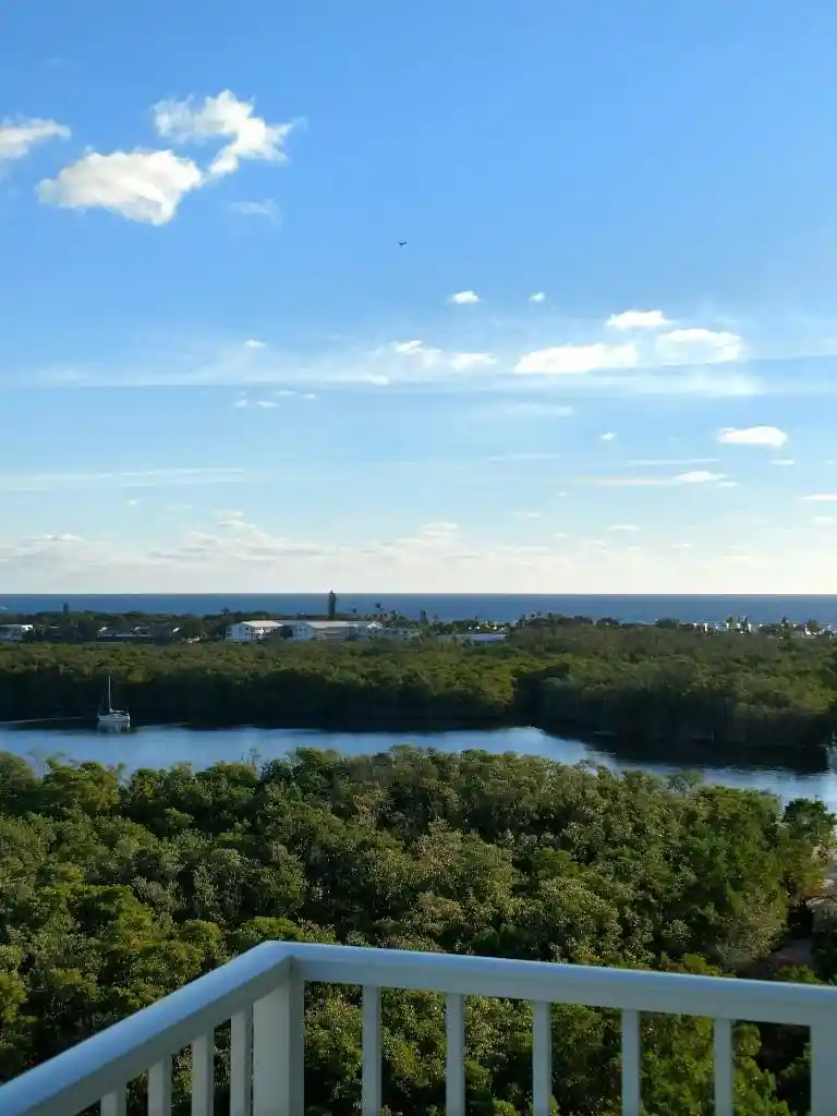 Photo 1 of Sale Pending at 700 E Boynton Beach Blvd #1006, Boynton Beach, FL 33435 | MLS# F10545165 | Listing updated on 2026-10-22