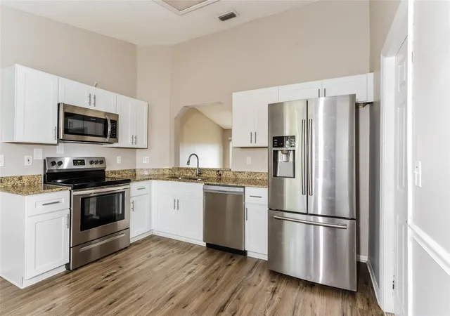 Photo 2 of Single family home for sale at 1890 4th Avenue, Vero Beach, FL 32962 | MLS# F10545630 | Listing updated on 2026-09-23