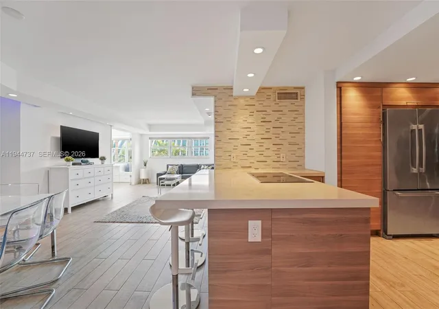 2nd image of 1881 Washington Ave #5H, Miami Beach, FL 33139 | MLS# A11944737