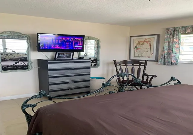 Homes for sale in Miami, FL | 16801 Ne 13th Ave #301, Miami, FL 33162 | MLS# A11946953