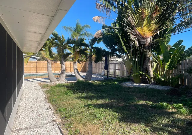 4th image of 104 Jupiter Ct, Indialantic, FL 32903 | MLS# R11154940