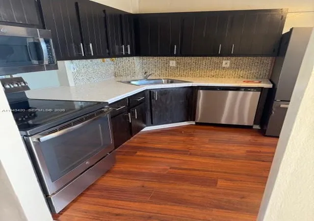 2nd image of 1075 Ne Miami Gardens Dr #706, Miami, FL 33179 | MLS# A11943420