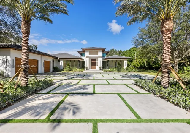 2nd image of 7725 Sw 114th St, Pinecrest, FL 33156 | MLS# A11946151
