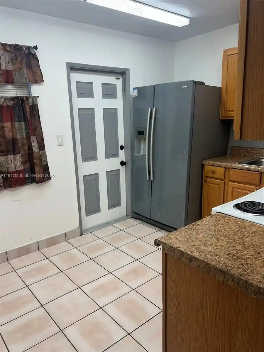 Listing Photo 1 - Condo for sale in 9203 Nw 38Th Dr located at 9203 Nw 38Th Dr, Coral Springs, FL 33065 - Unit #12