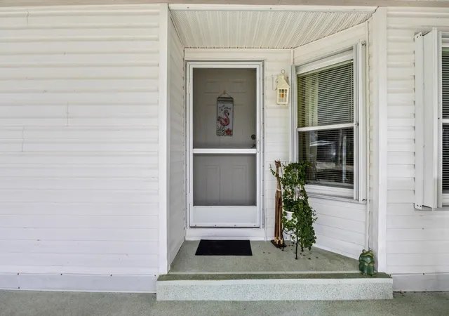 Photo 3 of Manufactured home for sale at 7904 Meadowlark Ln, Port Saint Lucie, FL 34952 | MLS# R11155035 | Listing updated on 2026-10-04