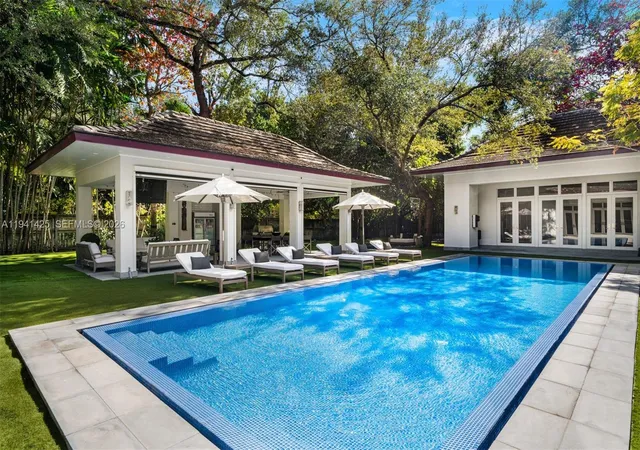 Photo 1 of Mansion for sale at 4100 Kiaora St, Miami, FL 33133 | MLS# A11941425 | Listing updated on 2026-10-31