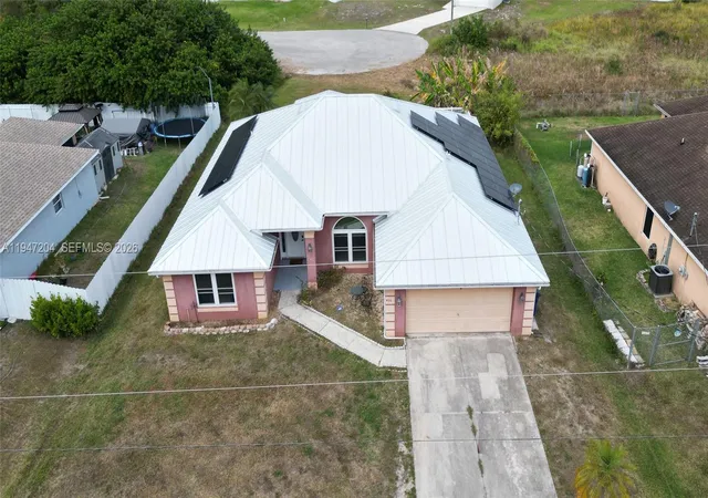 Homes for sale in Lehigh Acres, FL | 436 Willowbrook Dr, Lehigh Acres, FL 33972 | MLS# A11947204