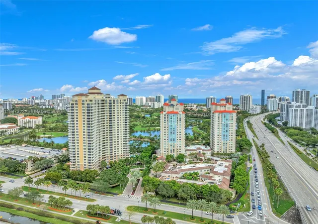 5th image of 19501 W Country Club Dr #505, Aventura, FL 33180 | MLS# A11947322