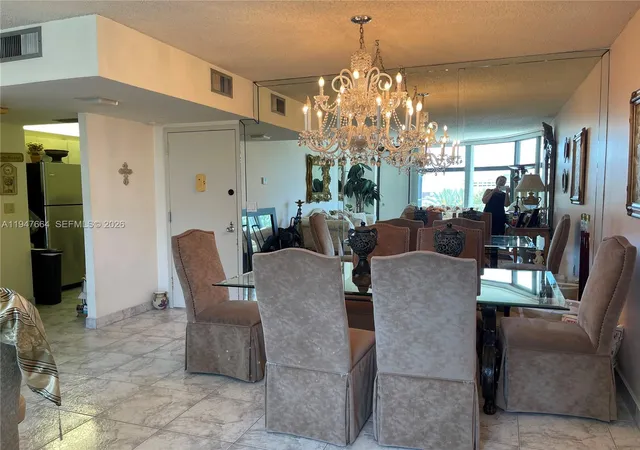 2nd image of 20100 W Country Club Dr #507, Aventura, FL 33180 | MLS# A11947664