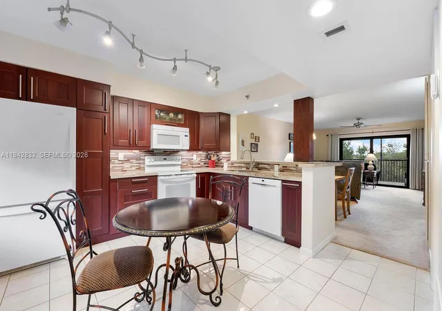 Homes for sale in Pompano Beach, FL | 2200 S Cypress Bend Dr #406, Pompano Beach, FL 33069 | MLS# A11942832
