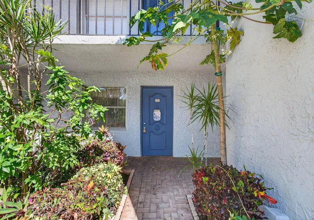 Homes for sale in Delray Beach, FL | 14701 Cumberland Dr, Delray Beach, FL 33446