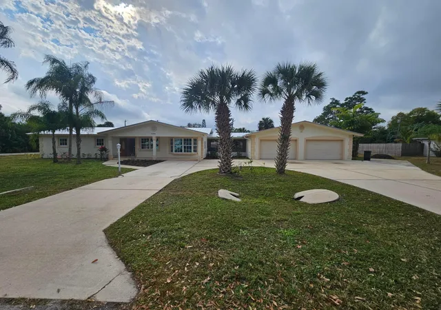 Photo 2 of Single family home for sale at 7301 Cabana Ln, Fort Pierce, FL 34951 | MLS# R11155501 | Listing updated on 2026-10-06