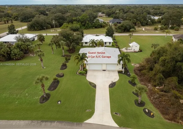 2nd image of 1197 April Ave, Labelle, FL 33935 | MLS# A11948334