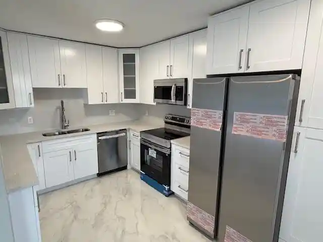 Photo 1 of Condo for sale at 810 Lake Shore Dr #19, West Palm Beach, FL 33403 | MLS# R11155688 | Listing updated on 2026-10-29