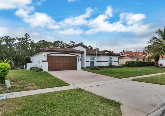 Photo 3 of Single family home for sale at 112 Cocoplum Cir, Royal Palm Beach, FL 33411 | MLS# R11155711 | Listing updated on 2026-09-23