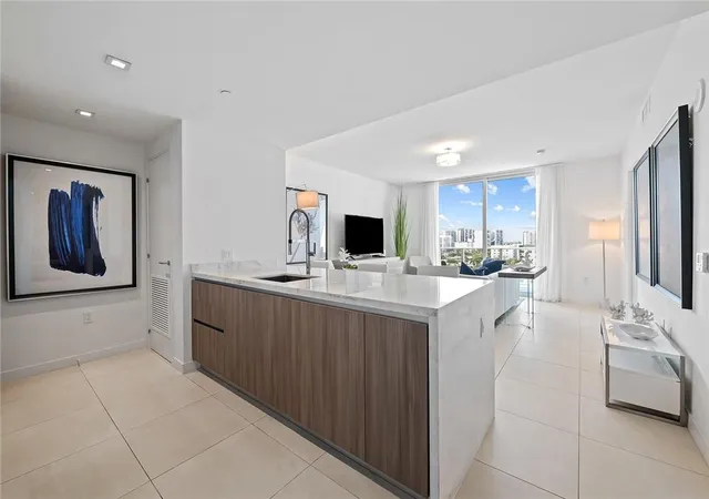 Homes for sale in Fort Lauderdale, FL | 401 N Birch Rd #614, Fort Lauderdale, FL 33304 | MLS# F10546531